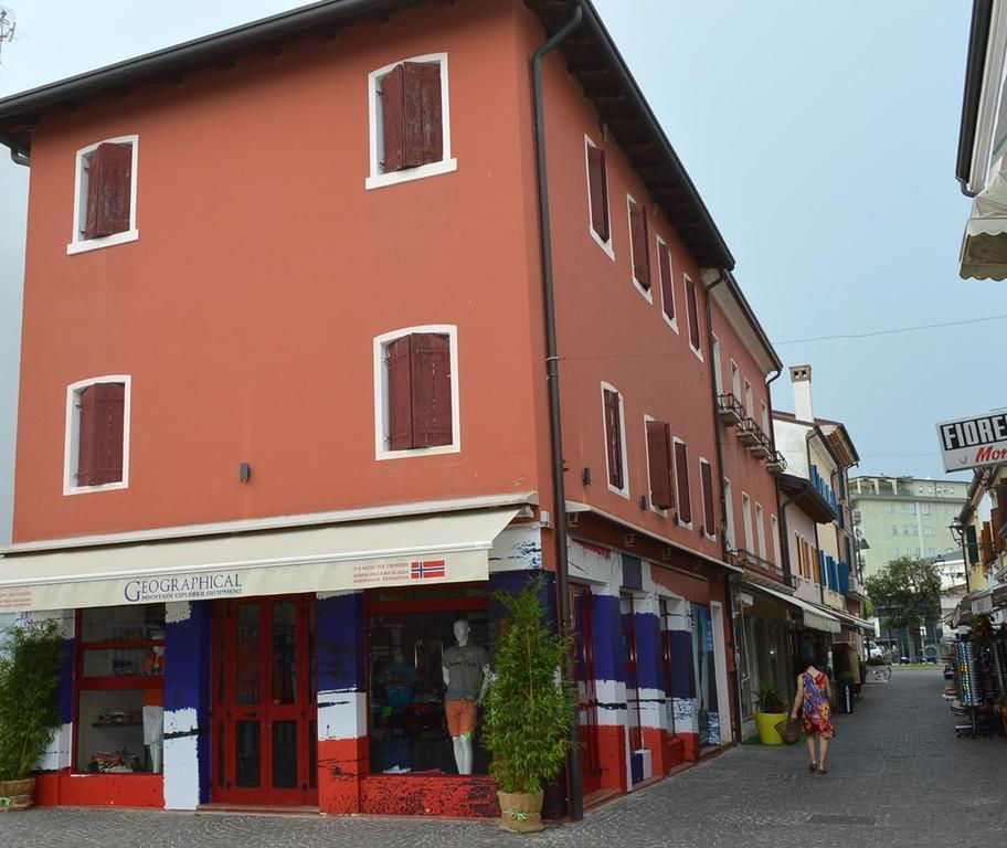 Appartamento Casa Leone Caorle Esterno foto
